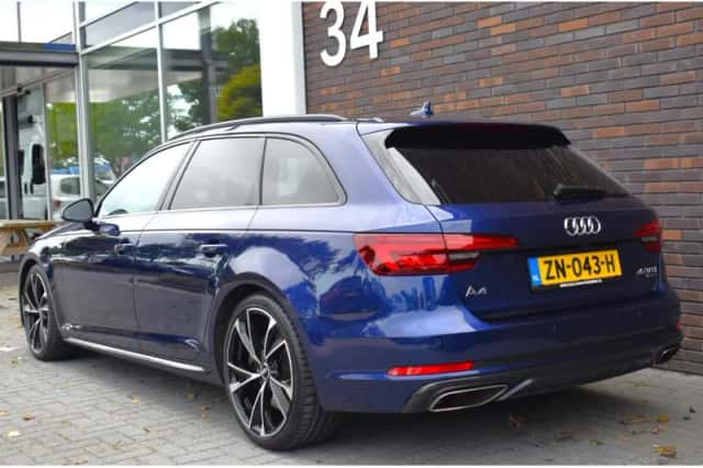 Audi A4 (2019) thumbnail 3