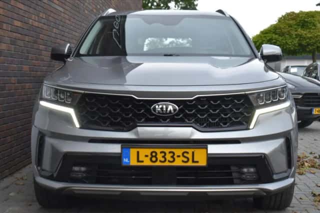 Kia Sorento (2021) thumbnail 5