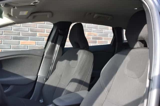 Volvo V40 (2016) thumbnail 5