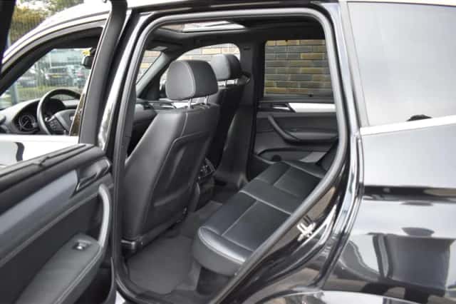BMW X3 (2012) thumbnail 4