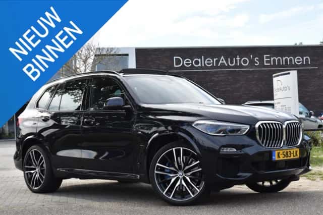 BMW X5 (2021) thumbnail 1