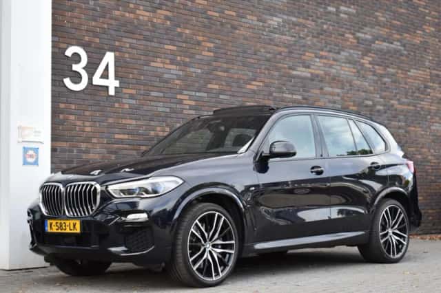 BMW X5 (2021) thumbnail 3