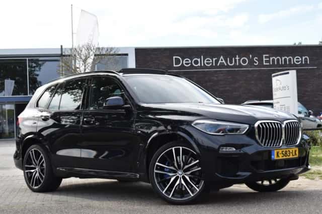 BMW X5 (2021) thumbnail 1