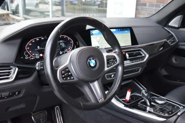 BMW X5 (2021) thumbnail 4