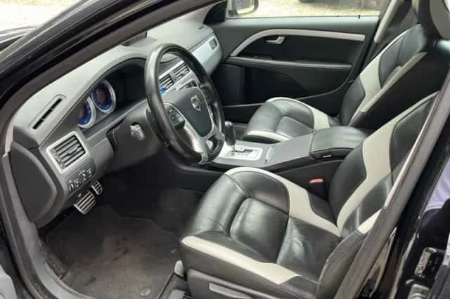 Volvo V70 (2011) thumbnail 6