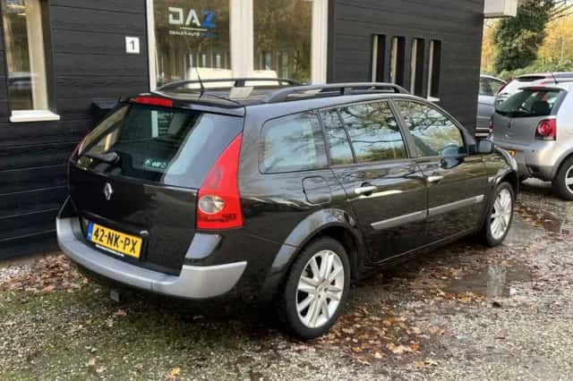 Renault Mégane (2003) thumbnail 3