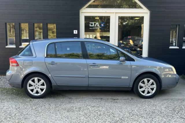 Renault Vel Satis (2004) thumbnail 2