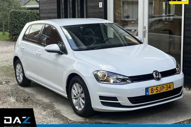 Volkswagen Golf (2013) thumbnail 1