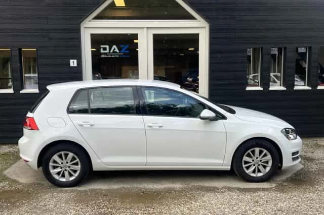 Volkswagen Golf (2013) thumbnail 2
