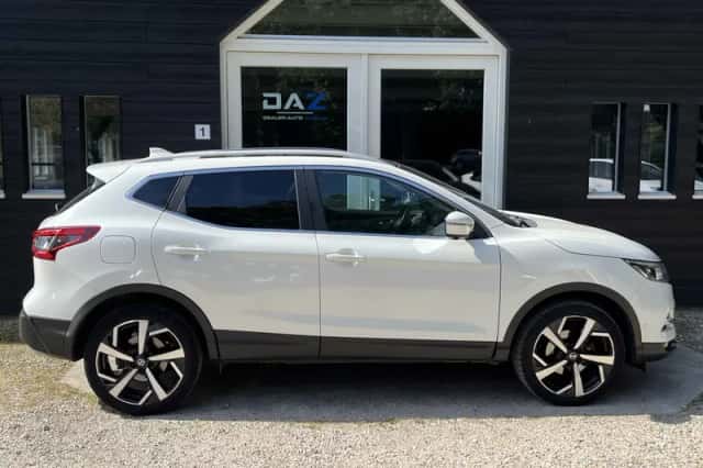 Nissan Qashqai (2019) thumbnail 2