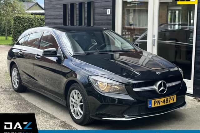 Mercedes-Benz CLA-Klasse (2017) thumbnail 1