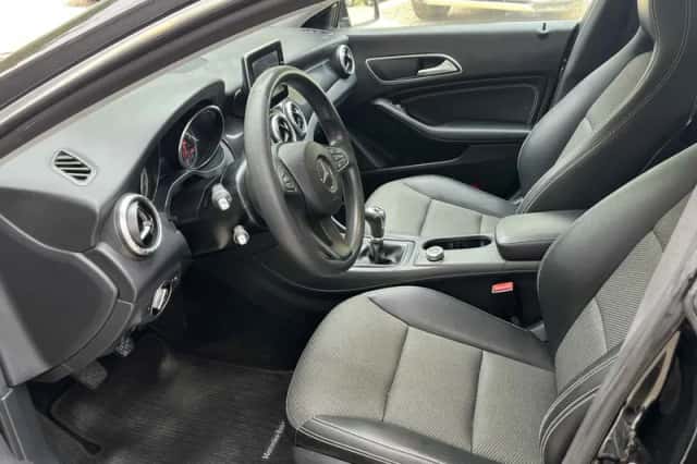 Mercedes-Benz CLA-Klasse (2017) thumbnail 5