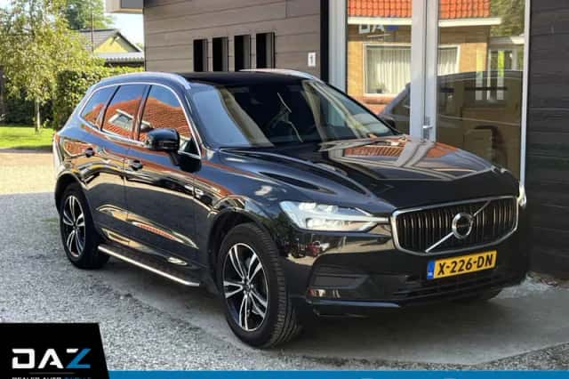 Volvo XC60 (2019) thumbnail 1