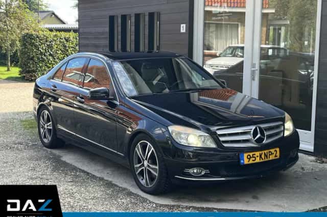Mercedes-Benz C-Klasse (2009) thumbnail 1