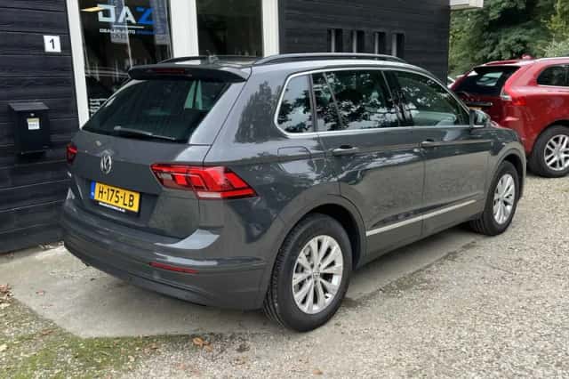 Volkswagen Tiguan (2020) thumbnail 3