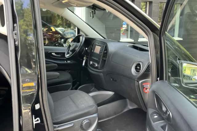 Mercedes-Benz Vito (2019) thumbnail 6