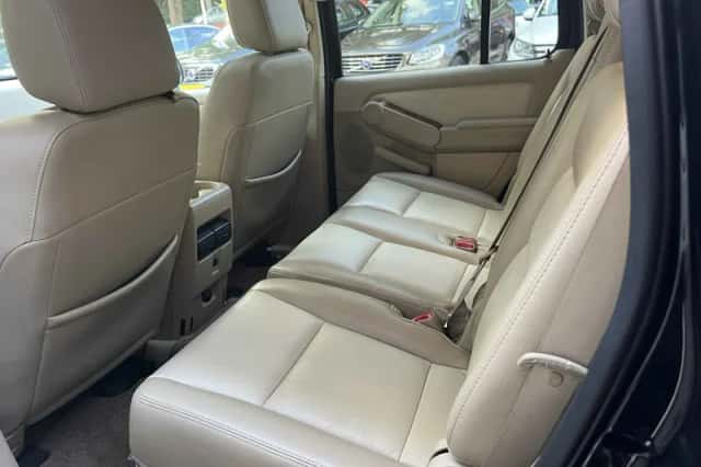 Ford Explorer (2007) thumbnail 6