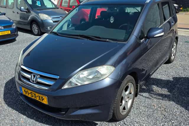 Honda FR-V (2006) thumbnail 2