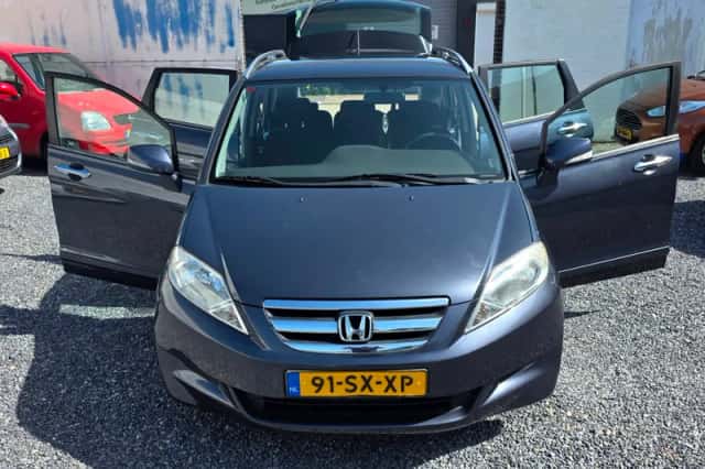 Honda FR-V (2006) thumbnail 4