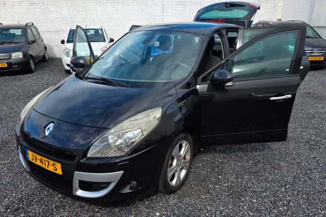 Renault Scénic (2010) thumbnail 1