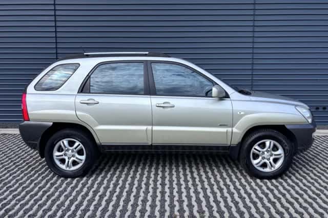 Kia Sportage (2006) thumbnail 4