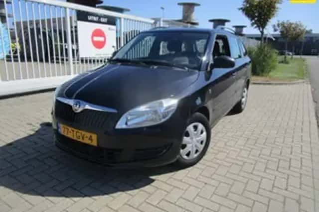 Škoda Fabia (2012) thumbnail 1