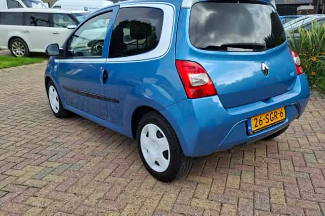 Renault Twingo (2011) thumbnail 3