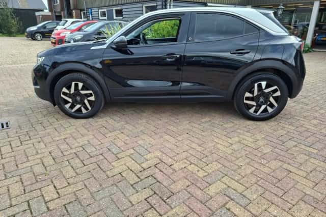 Opel Mokka-e (2021) thumbnail 2