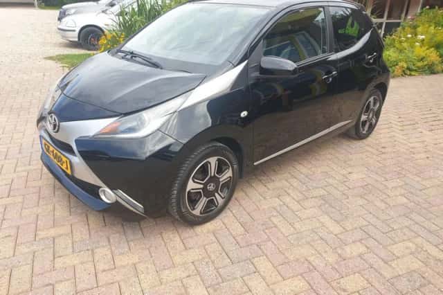 Toyota Aygo (2015) thumbnail 1