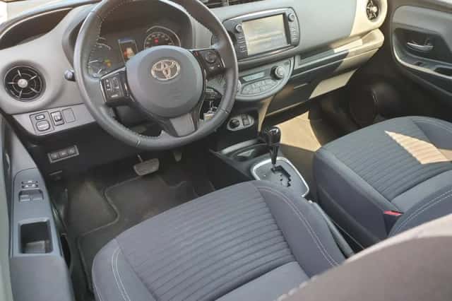 Toyota Yaris (2018) thumbnail 6