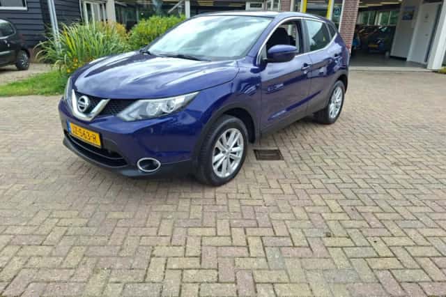 Nissan Qashqai (2015) thumbnail 1