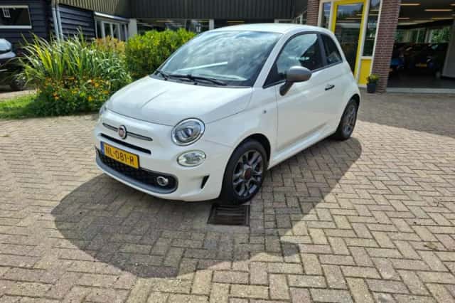 Fiat 500 (2017) thumbnail 1