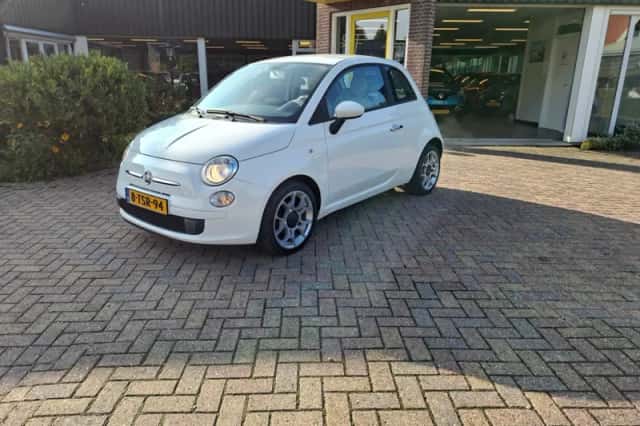 Fiat 500 (2014) thumbnail 1
