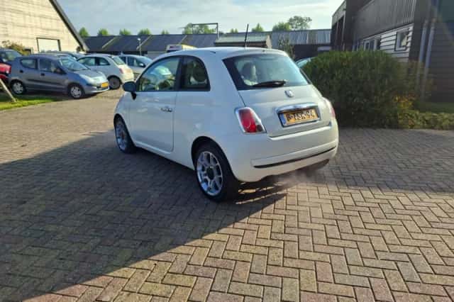 Fiat 500 (2014) thumbnail 3