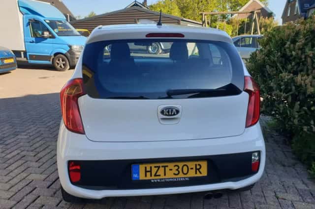 Kia Picanto (2014) thumbnail 4