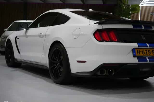 Ford Mustang (2019) thumbnail 5