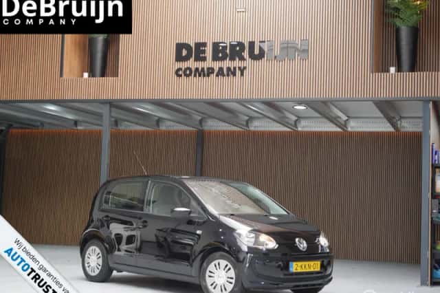 Volkswagen Up! (2013) thumbnail 1