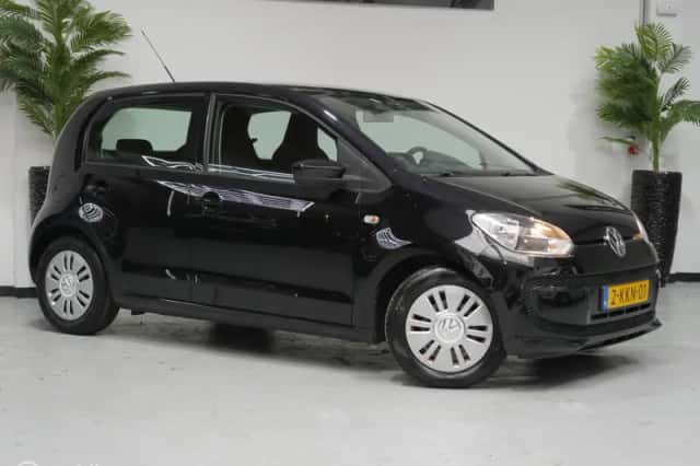 Volkswagen Up! (2013) thumbnail 5