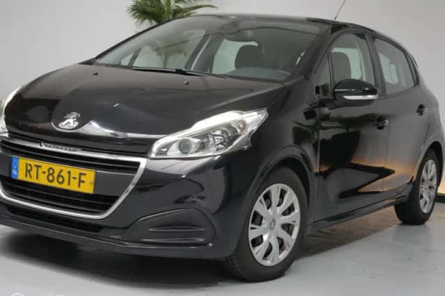 Peugeot 208 (2018) thumbnail 4