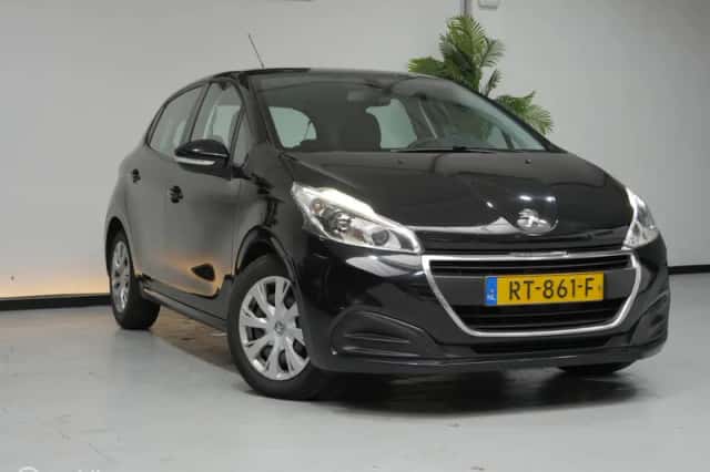 Peugeot 208 (2018) thumbnail 5