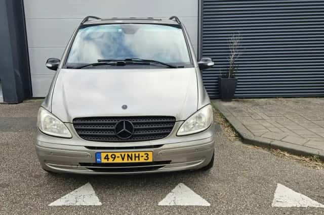Mercedes-Benz Viano (2008) thumbnail 1