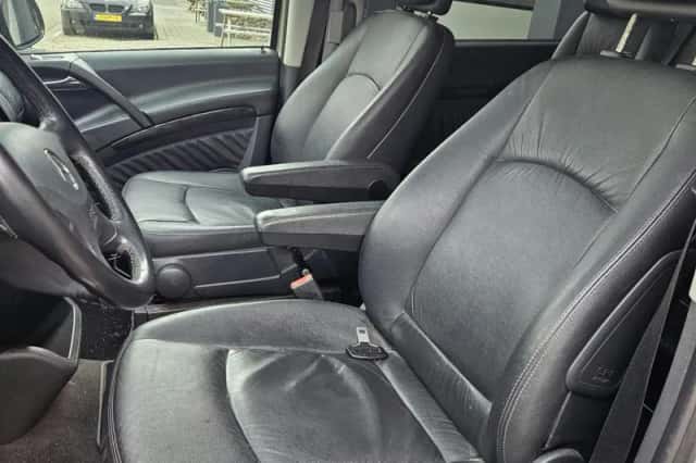 Mercedes-Benz Viano (2008) thumbnail 4