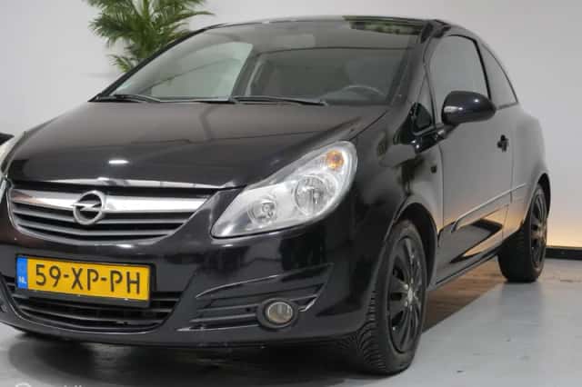 Opel Corsa (2007) thumbnail 4