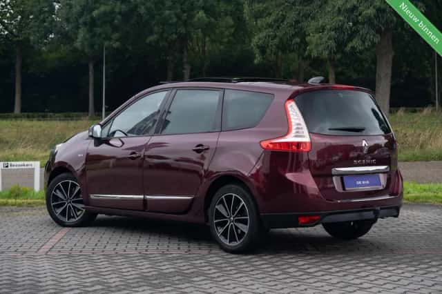 Renault Grand Scénic (2012) thumbnail 3