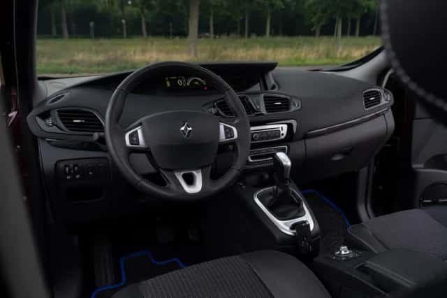 Renault Grand Scénic (2012) thumbnail 5