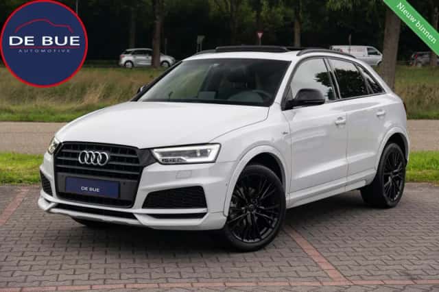 Audi Q3 (2018) thumbnail 1