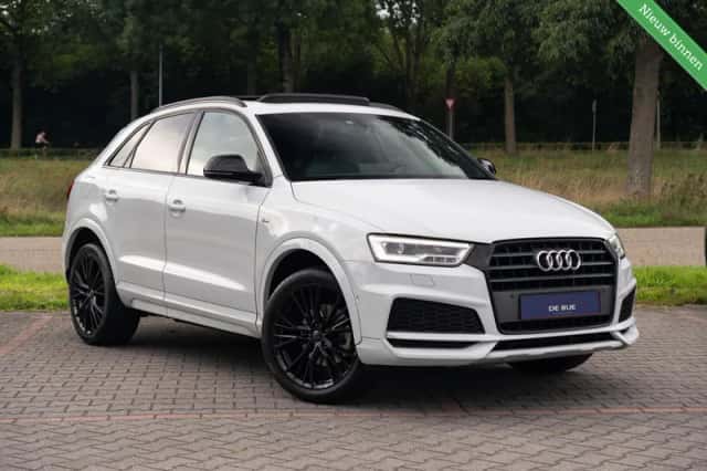 Audi Q3 (2018) thumbnail 2
