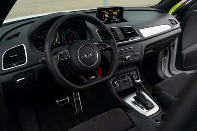 Audi Q3 (2018) thumbnail 5