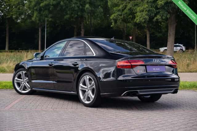 Audi S8 (2014) thumbnail 3
