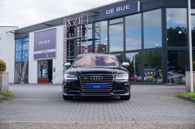 Audi S8 (2014) thumbnail 4